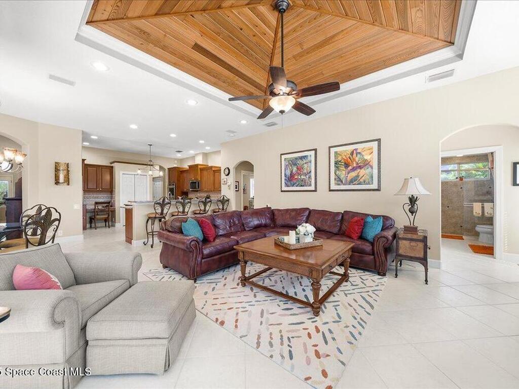 965 Chatsworth Drive, Suntree, FL 32940