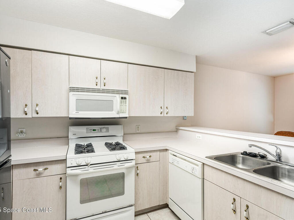 122 Plover Lane, Rockledge, FL 32955