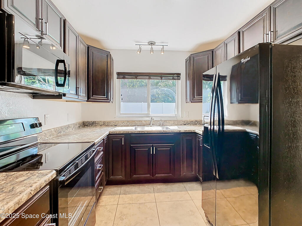 819 W Whitmire Drive, Melbourne, FL 32935