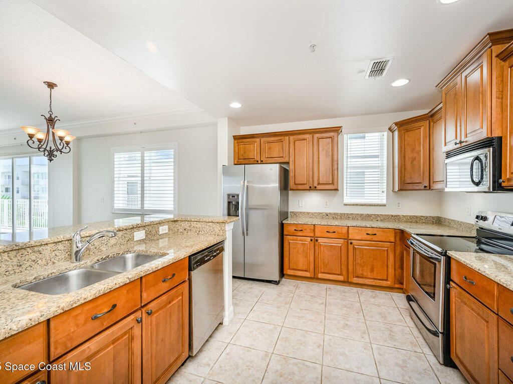 550 S Banana River Drive, Merritt Island, FL 32952