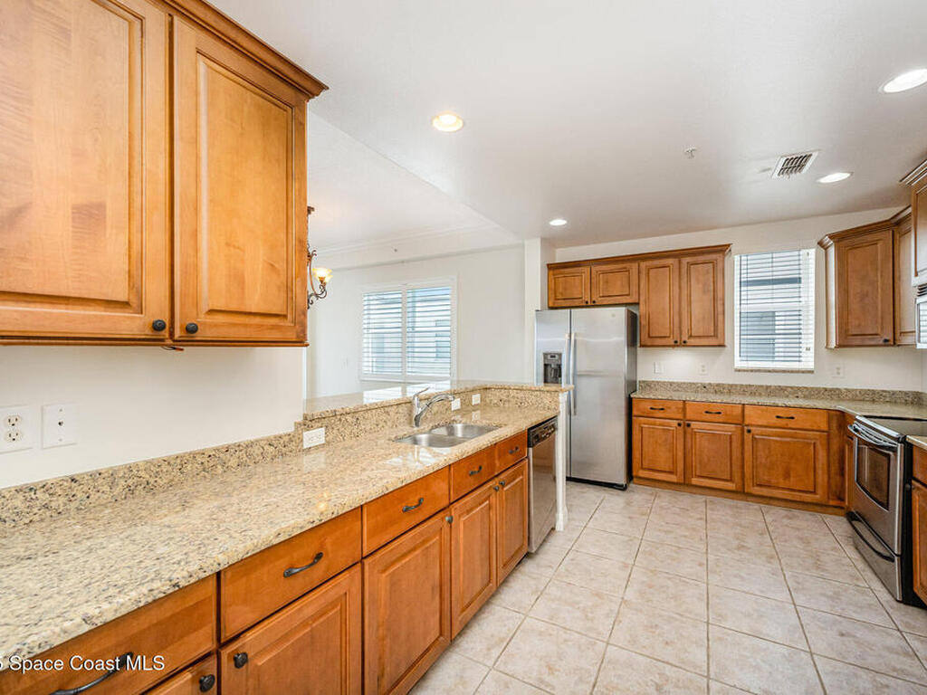 550 S Banana River Drive, Merritt Island, FL 32952