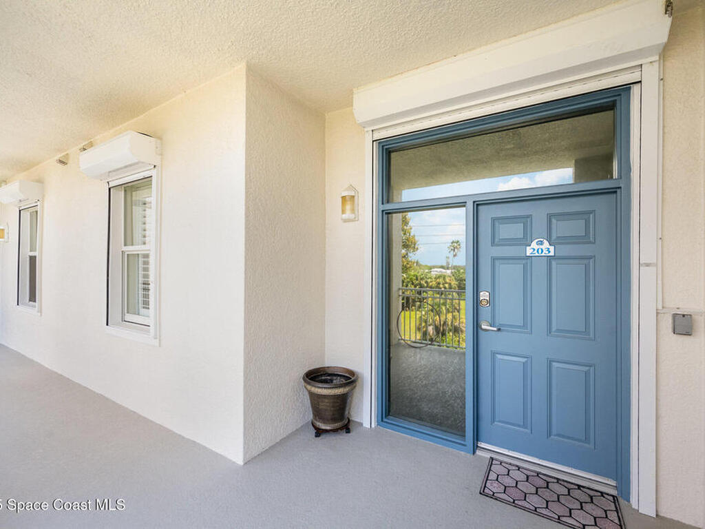 550 S Banana River Drive, Merritt Island, FL 32952