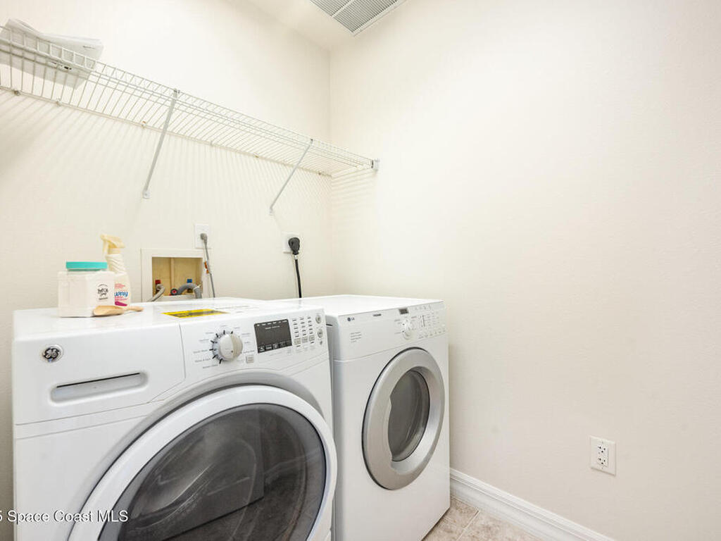 550 S Banana River Drive, Merritt Island, FL 32952