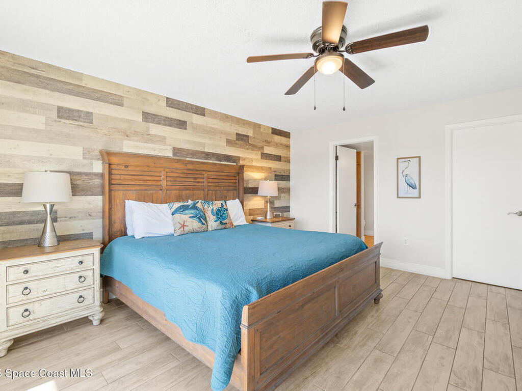 15 N Atlantic Avenue, Cocoa Beach, FL 32931