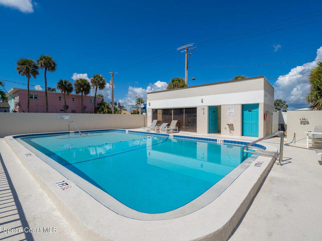 15 N Atlantic Avenue, Cocoa Beach, FL 32931