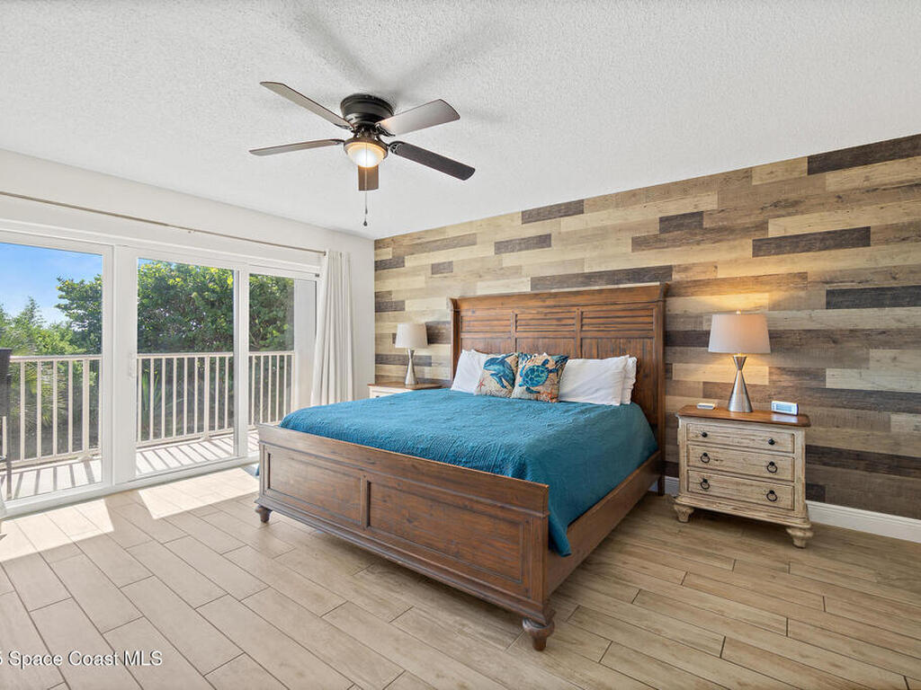 15 N Atlantic Avenue, Cocoa Beach, FL 32931