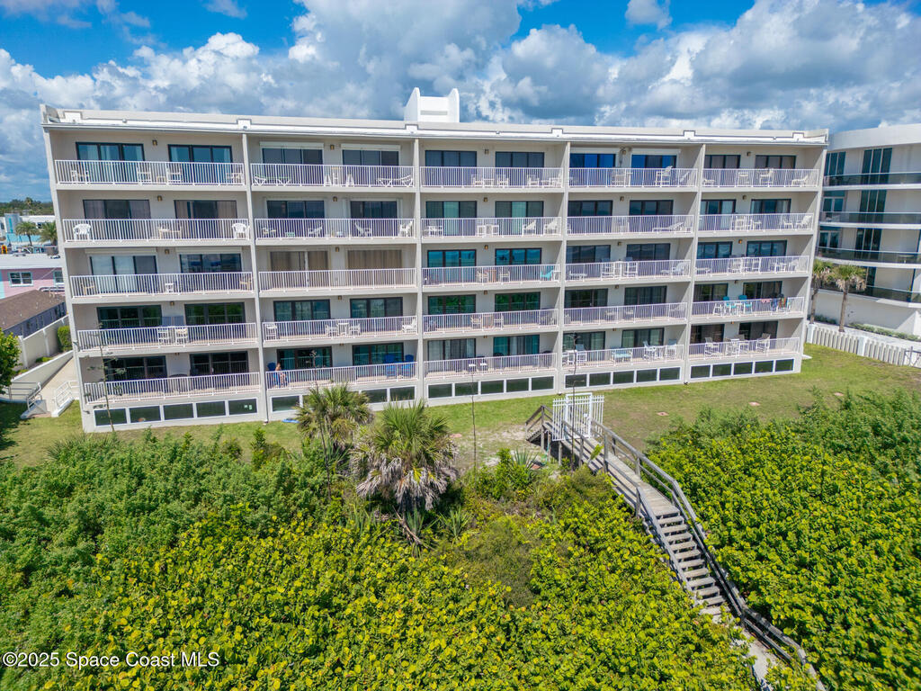 15 N Atlantic Avenue, Cocoa Beach, FL 32931