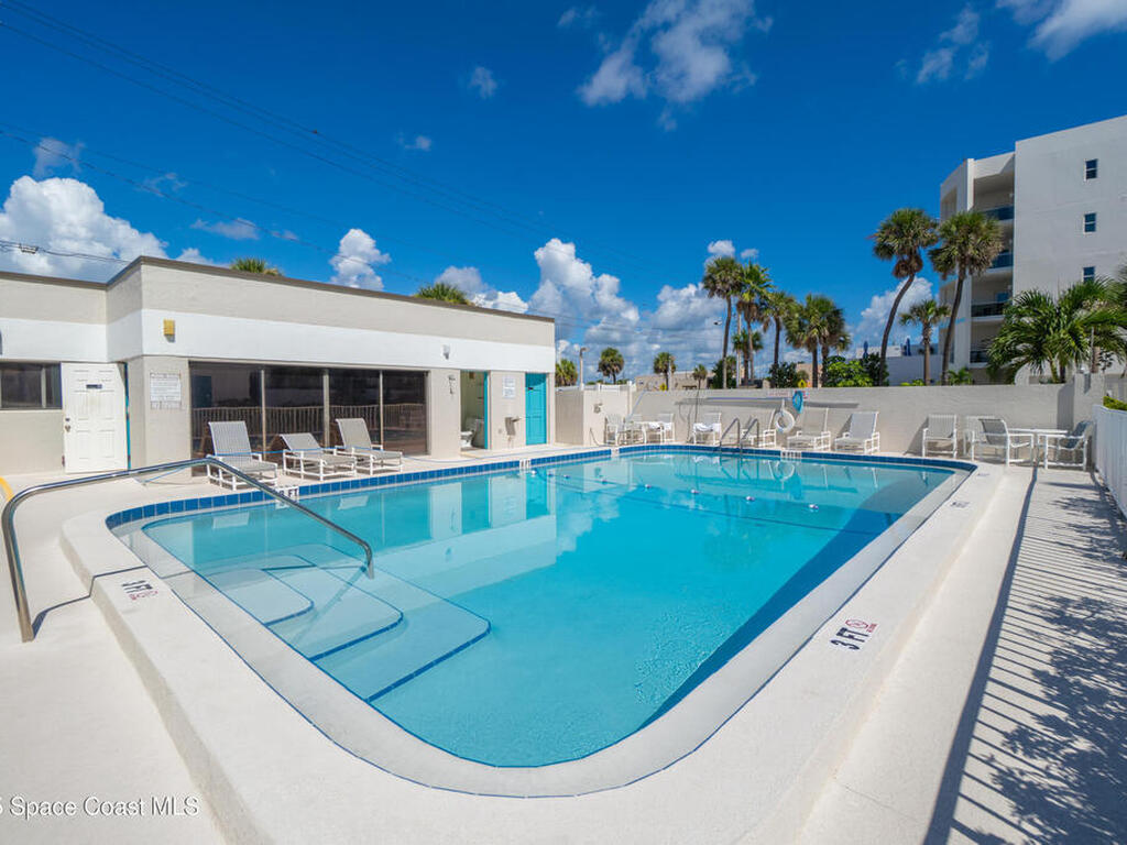 15 N Atlantic Avenue, Cocoa Beach, FL 32931