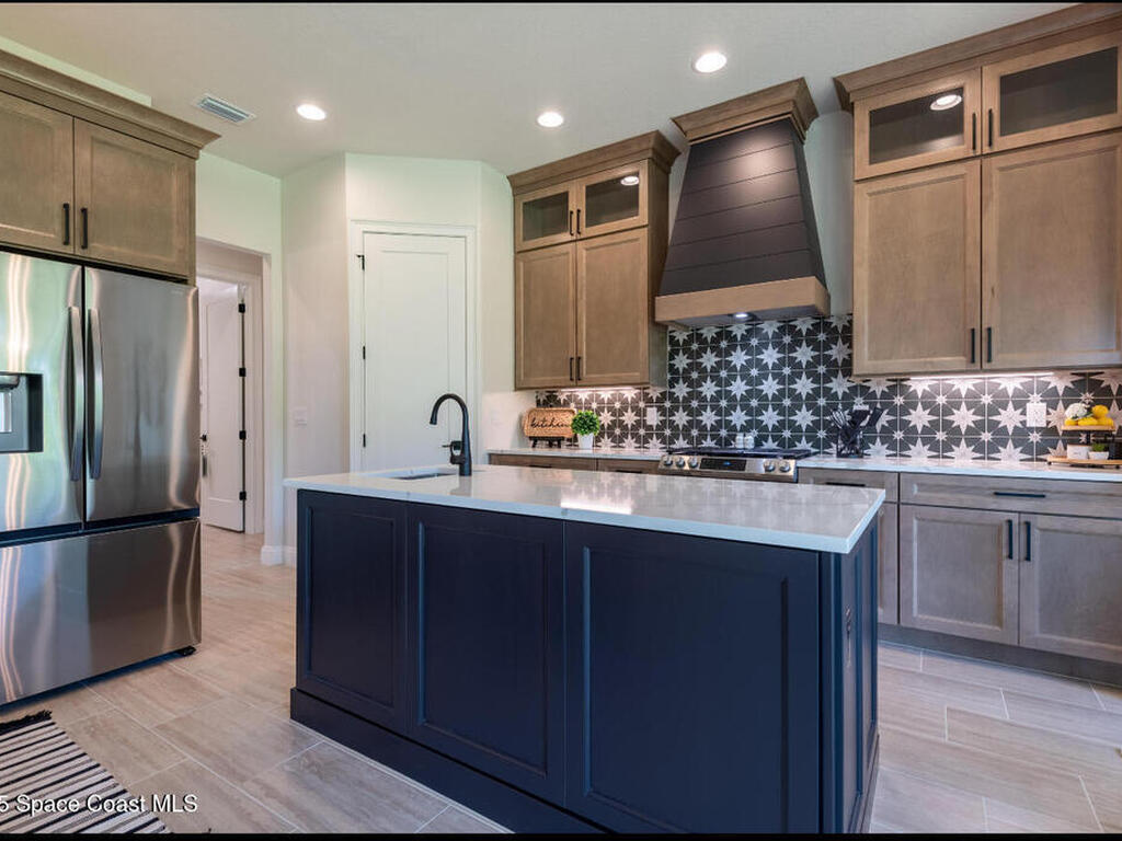 3320 Cappannelle Drive, Suntree, FL 32940