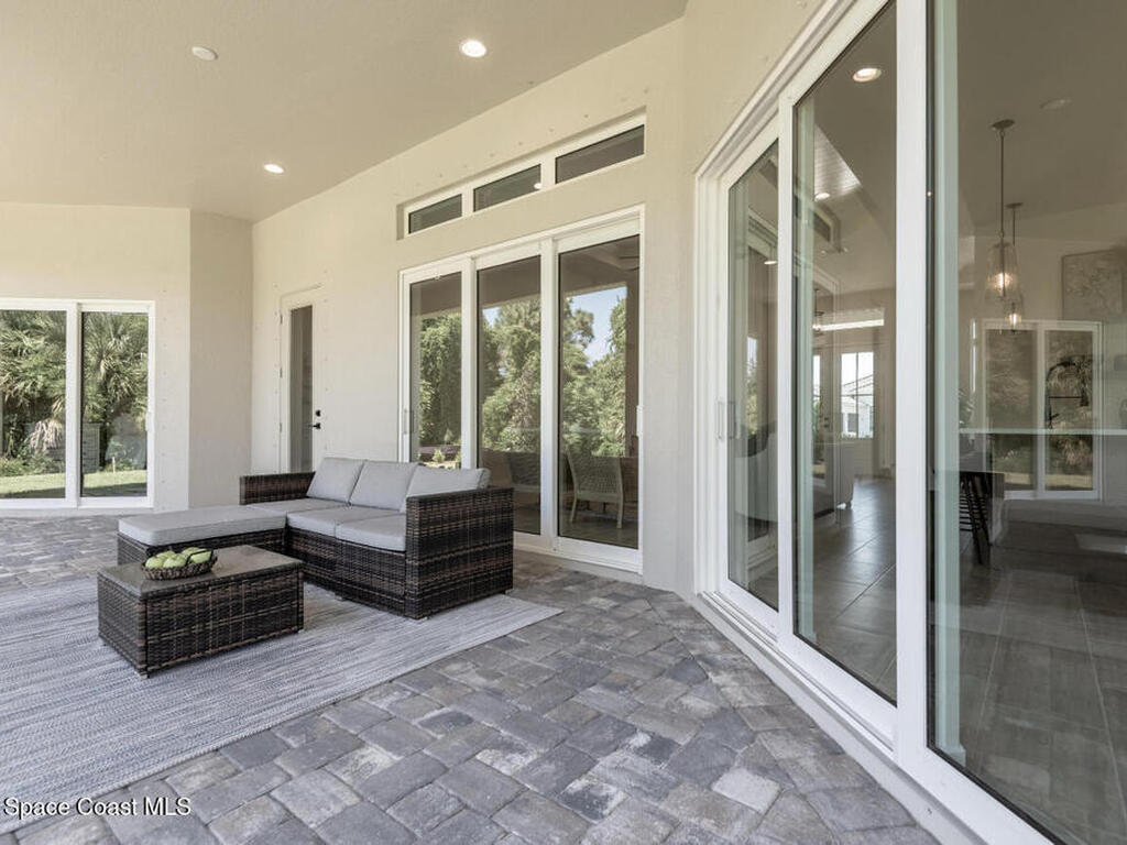 3320 Cappannelle Drive, Suntree, FL 32940