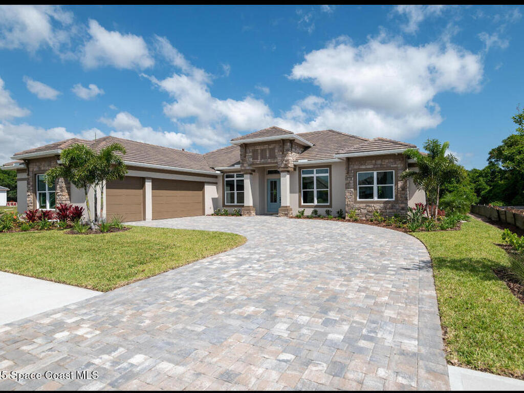 3320 Cappannelle Drive, Suntree, FL 32940