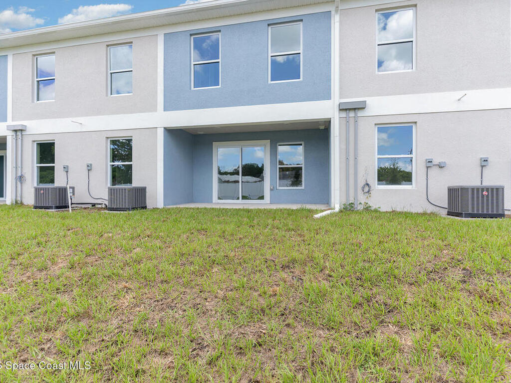 1605 Par Street, Palm Bay, FL 32905