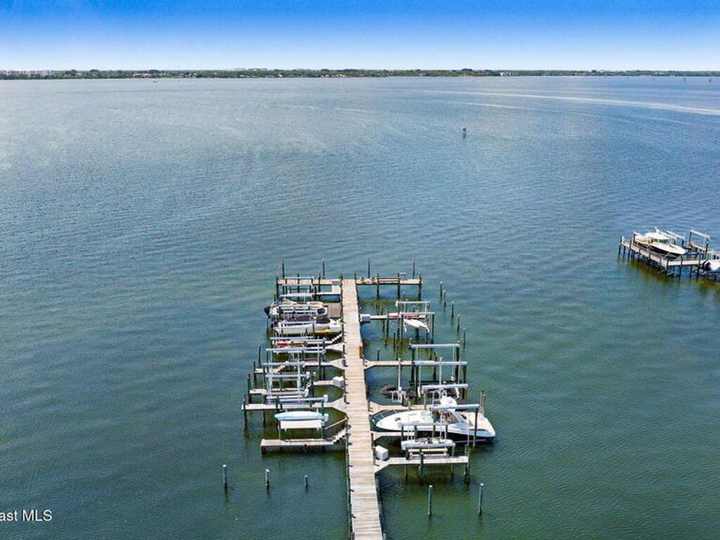 242 Seaview Street, Melbourne Beach, FL 32951