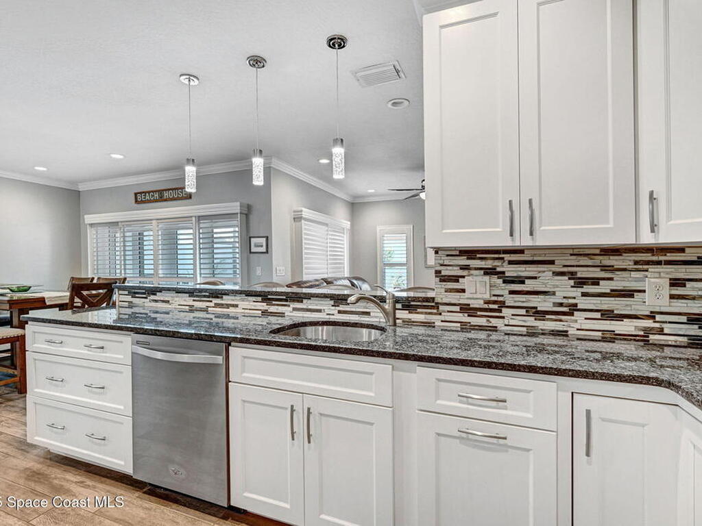 242 Seaview Street, Melbourne Beach, FL 32951