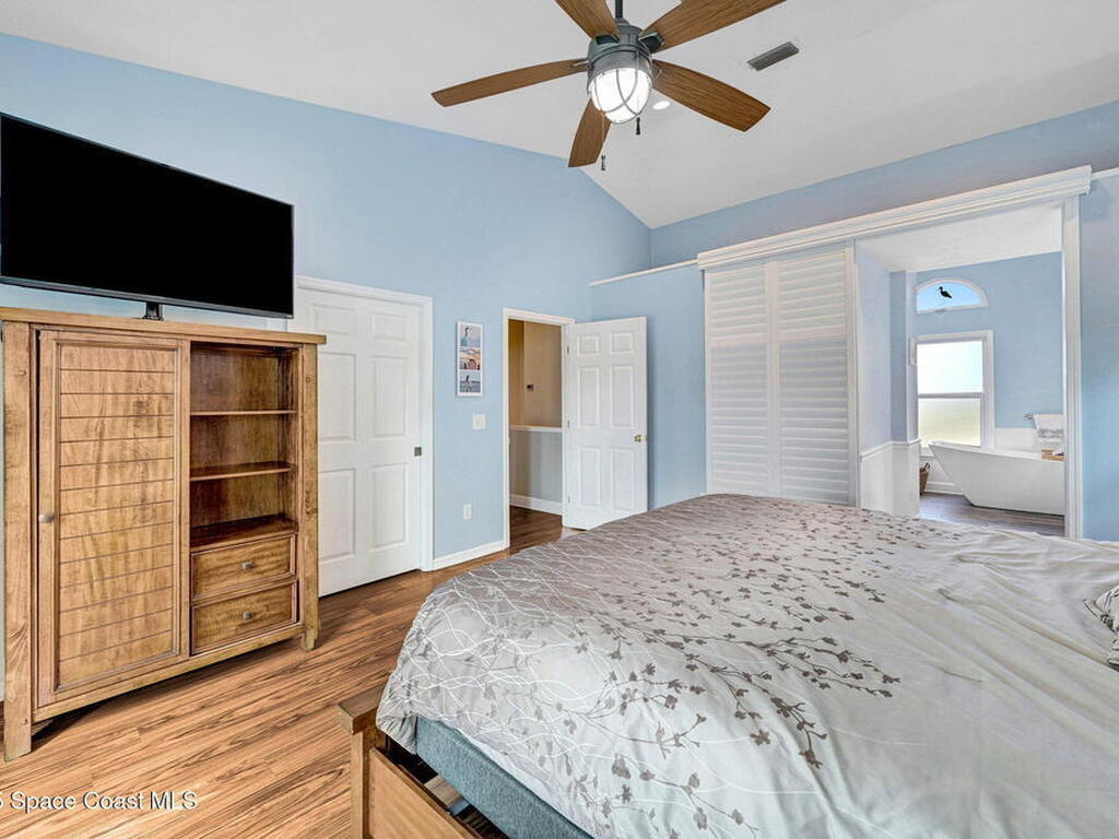 242 Seaview Street, Melbourne Beach, FL 32951