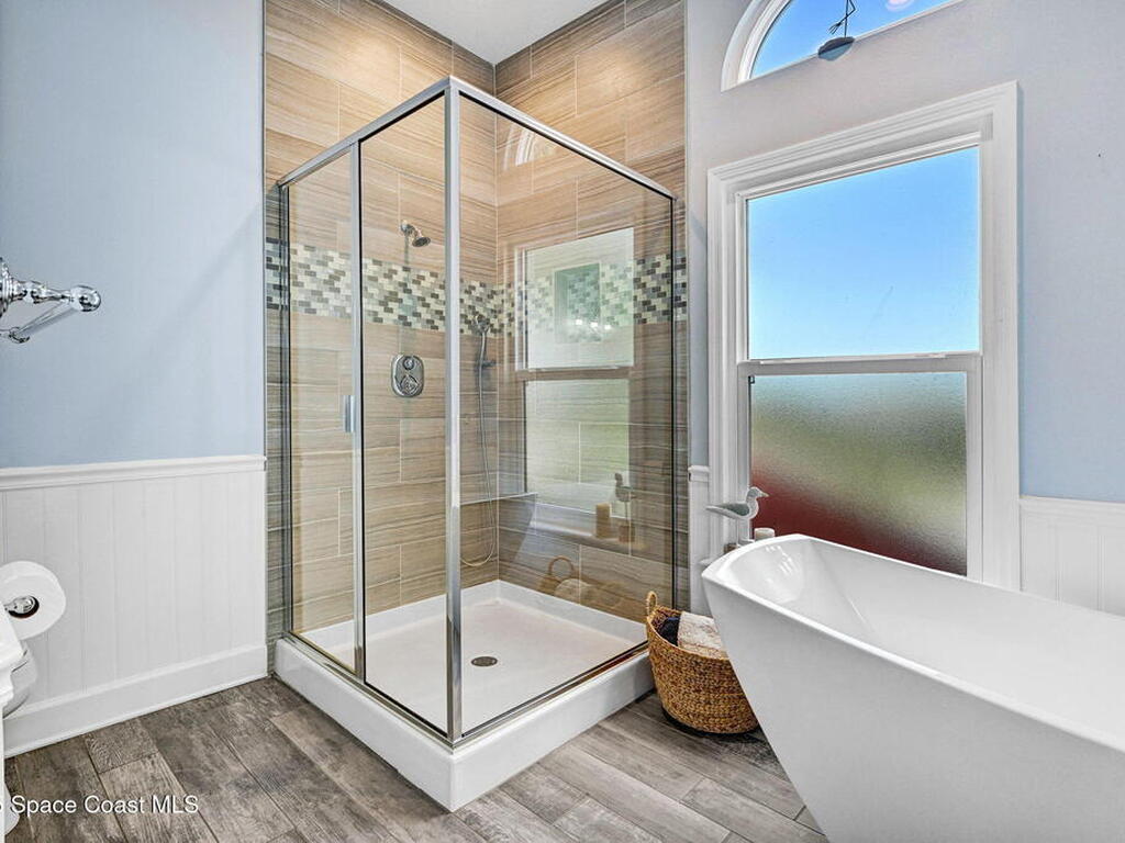 242 Seaview Street, Melbourne Beach, FL 32951