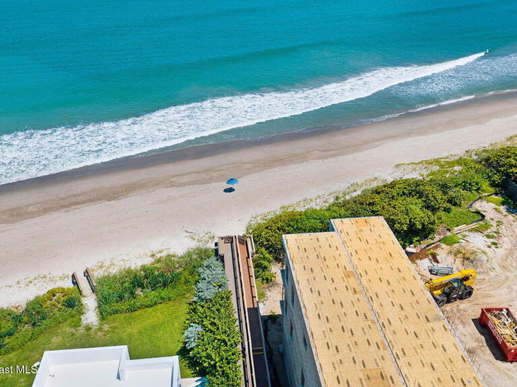 242 Seaview Street, Melbourne Beach, FL 32951