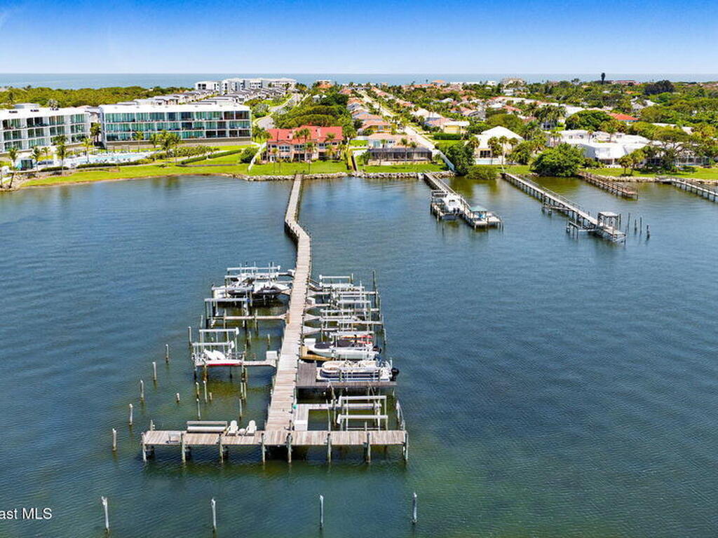 242 Seaview Street, Melbourne Beach, FL 32951