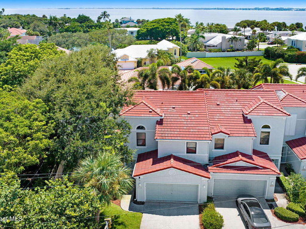 242 Seaview Street, Melbourne Beach, FL 32951