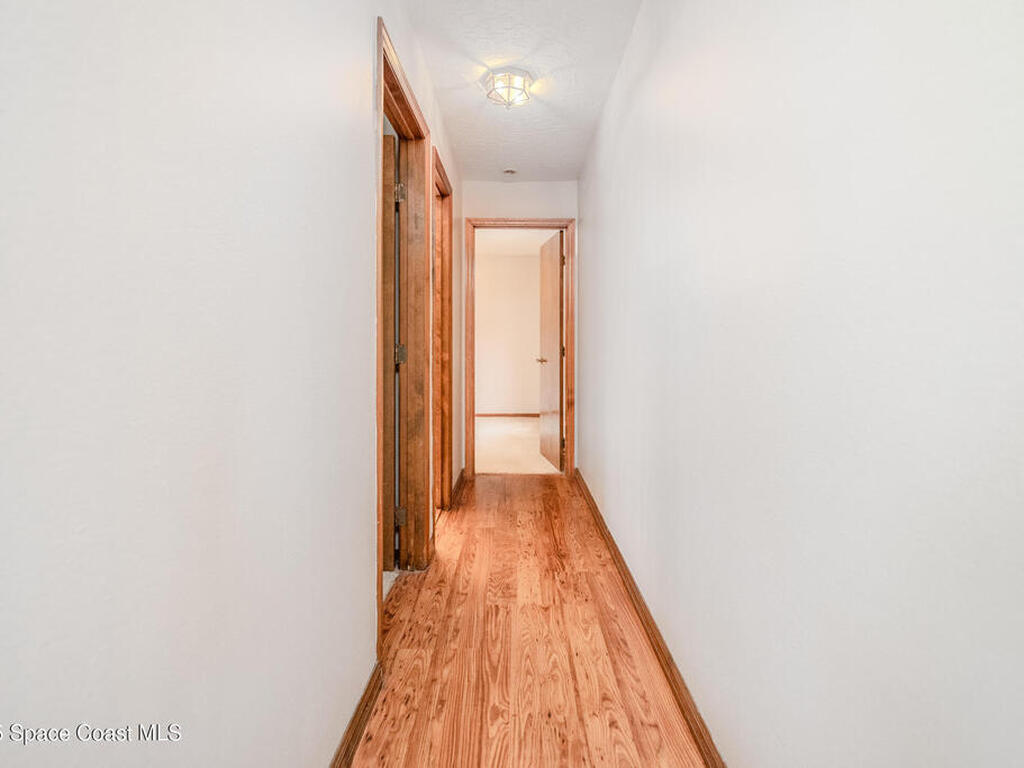 369 Crystal Lake Drive, Melbourne, FL 32940