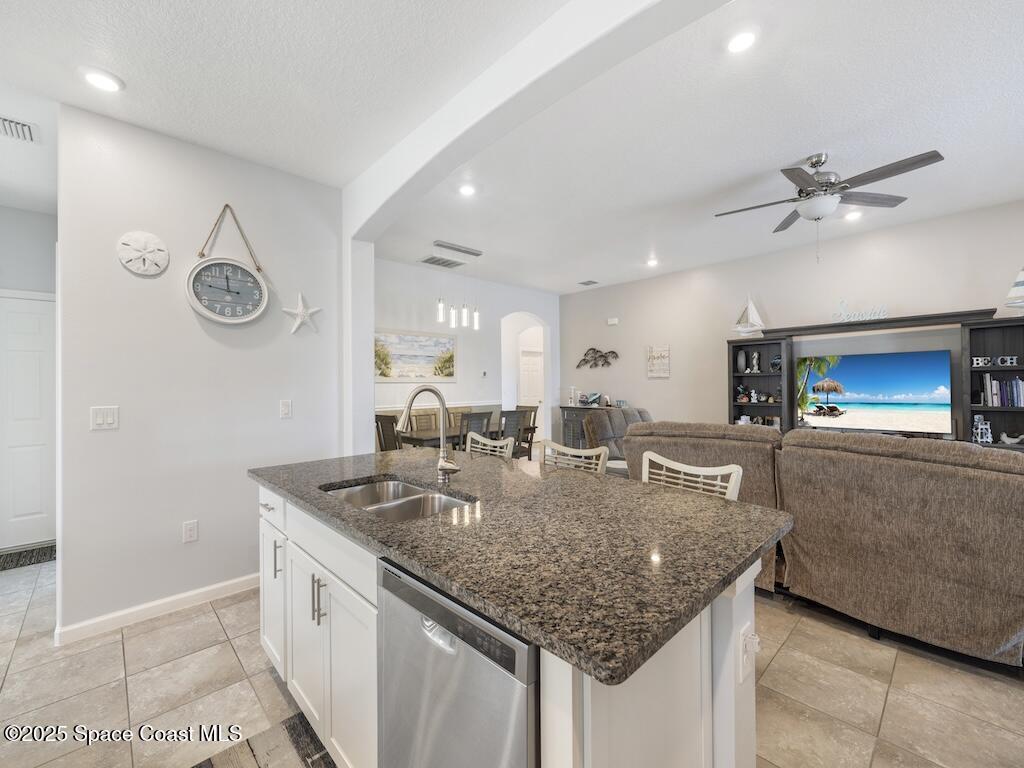 5614 1st Square, Vero Beach, FL 32968