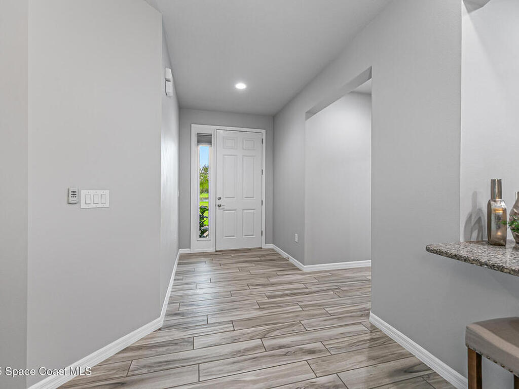 7544 Loren Cove Drive, Melbourne, FL 32940