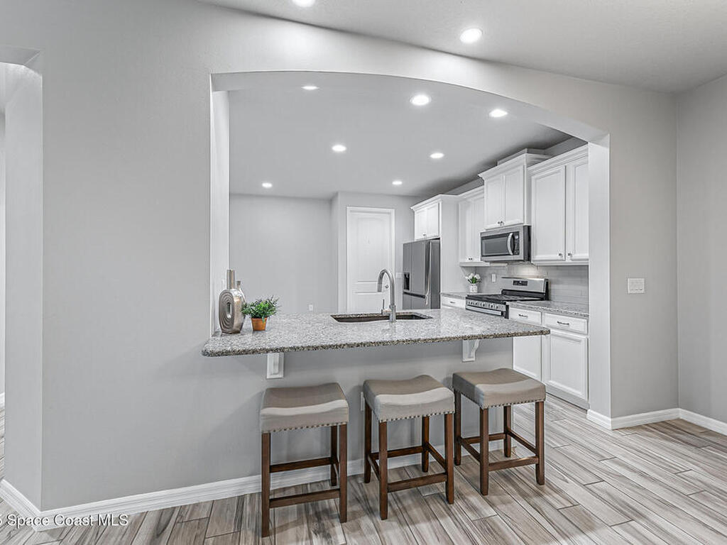 7544 Loren Cove Drive, Melbourne, FL 32940