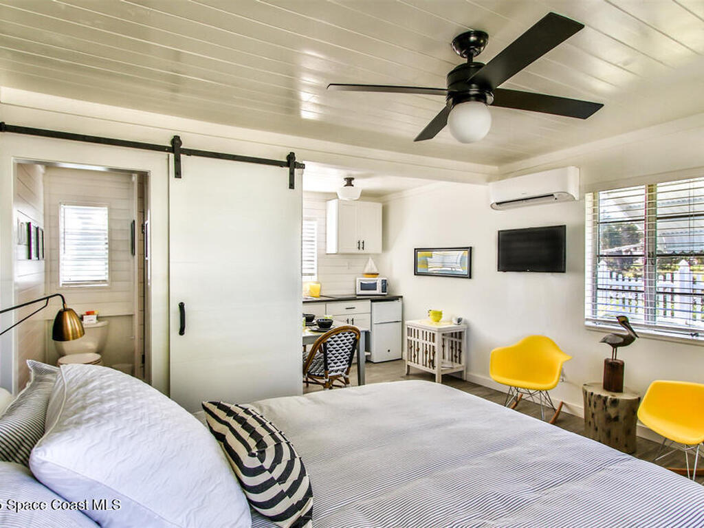 11450 S Indian River Dr Drive, Sebastian, FL 32958