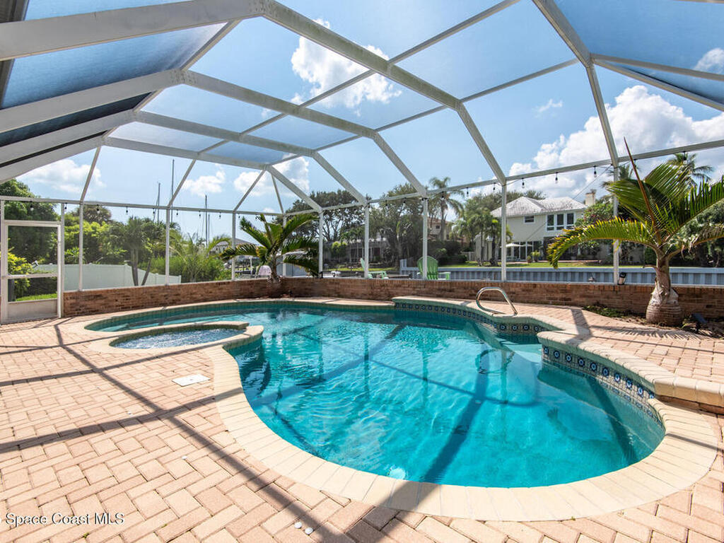 138 Windward Way, Indian Harbour Beach, FL 32937