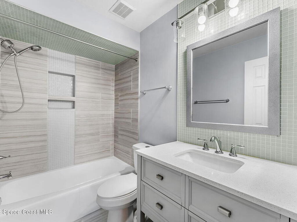 9017 Scarsdale Court, West Melbourne, FL 32904