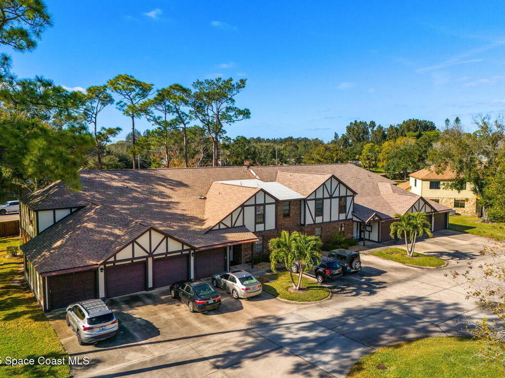 9017 Scarsdale Court, West Melbourne, FL 32904