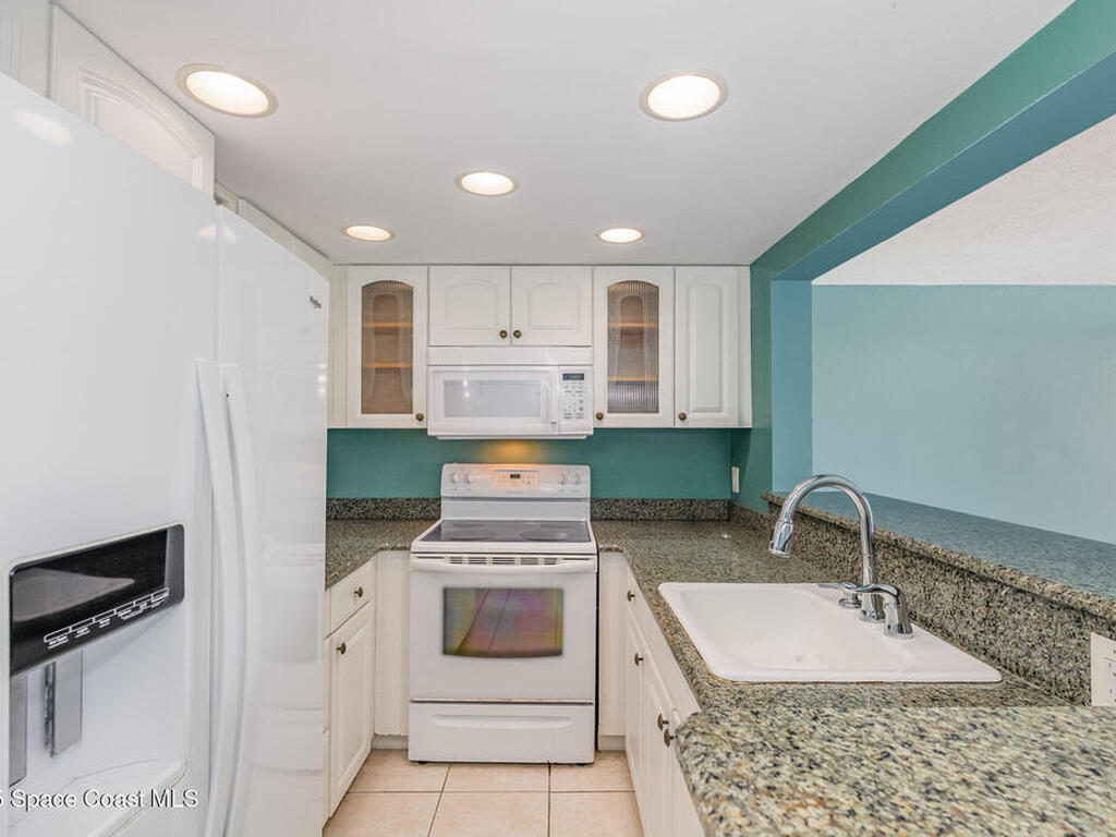 171 N Atlantic Avenue, Cocoa Beach, FL 32931