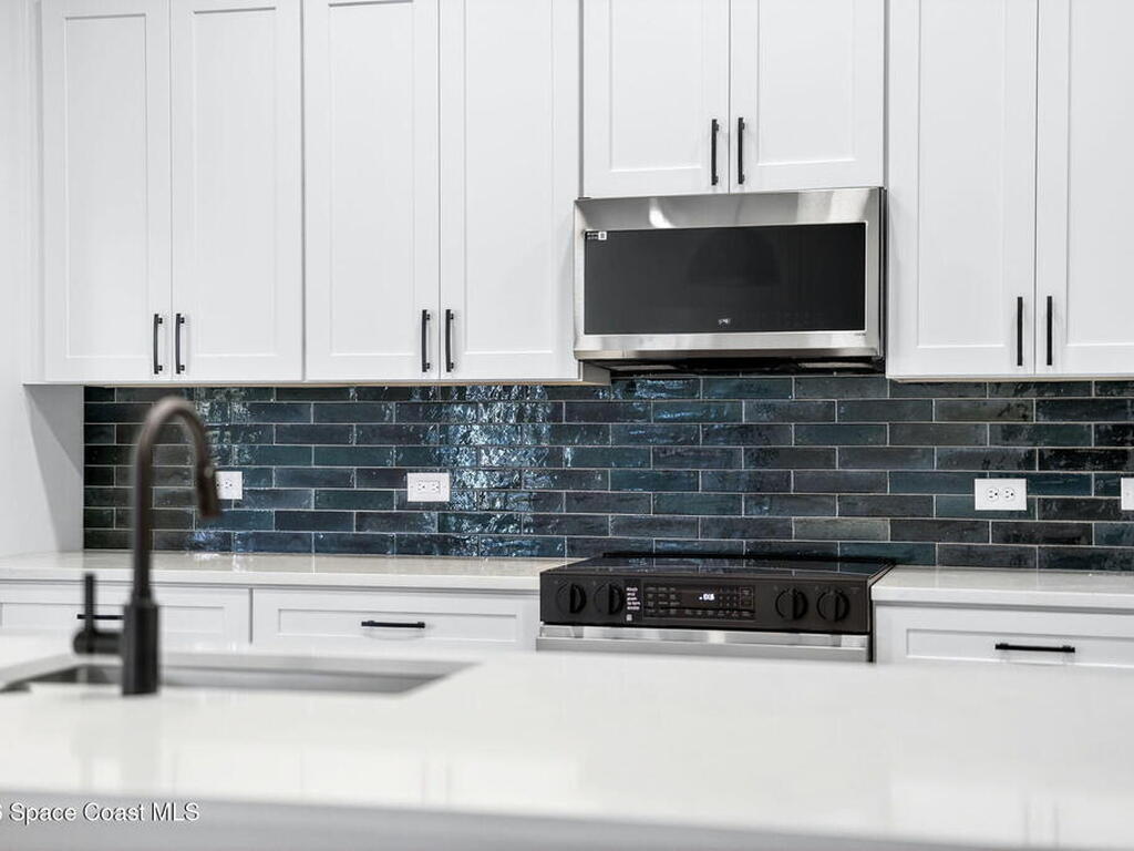 7482 Sheridan Road, West Melbourne, FL 32904