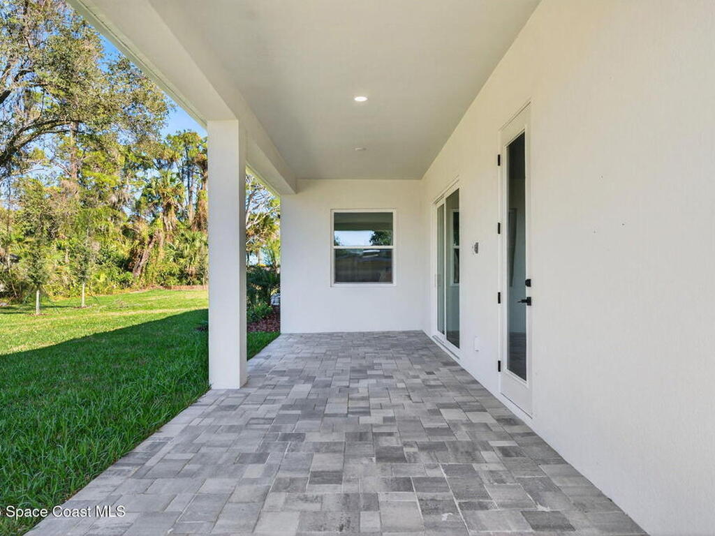 7482 Sheridan Road, West Melbourne, FL 32904