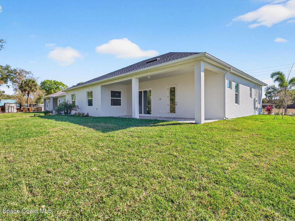 7482 Sheridan Road, West Melbourne, FL 32904