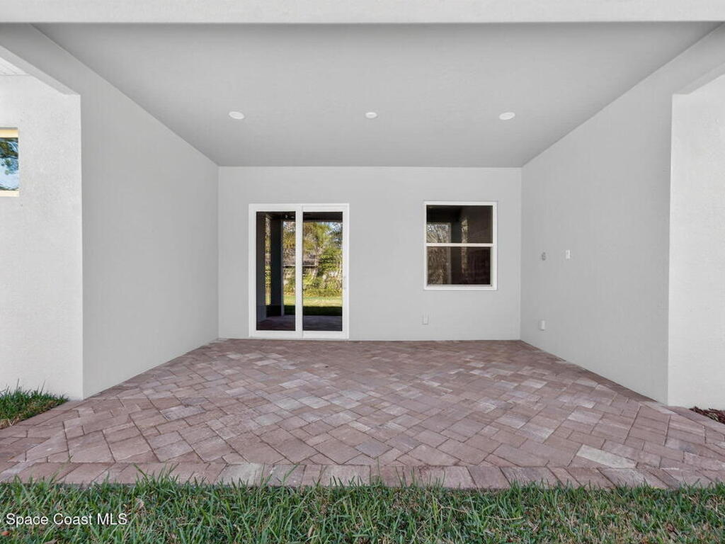 7480 Sheridan Road, West Melbourne, FL 32904