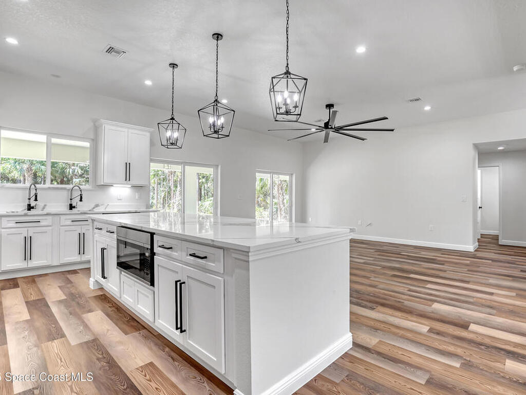 4065 Fawn Lake Boulevard, Mims, FL 32754