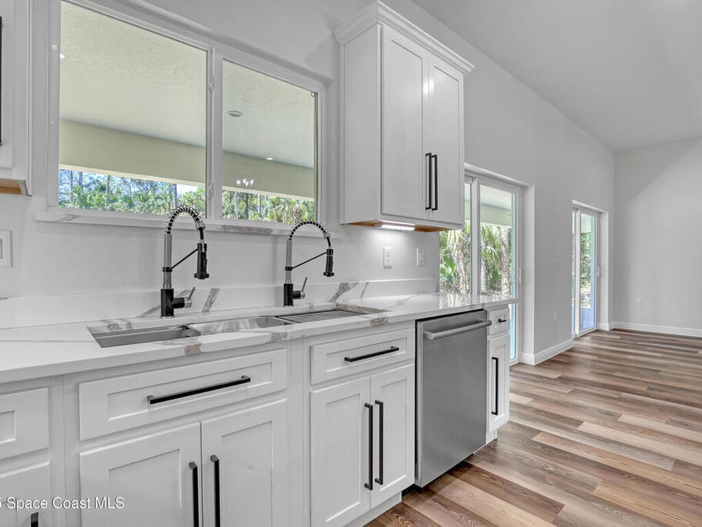 4065 Fawn Lake Boulevard, Mims, FL 32754