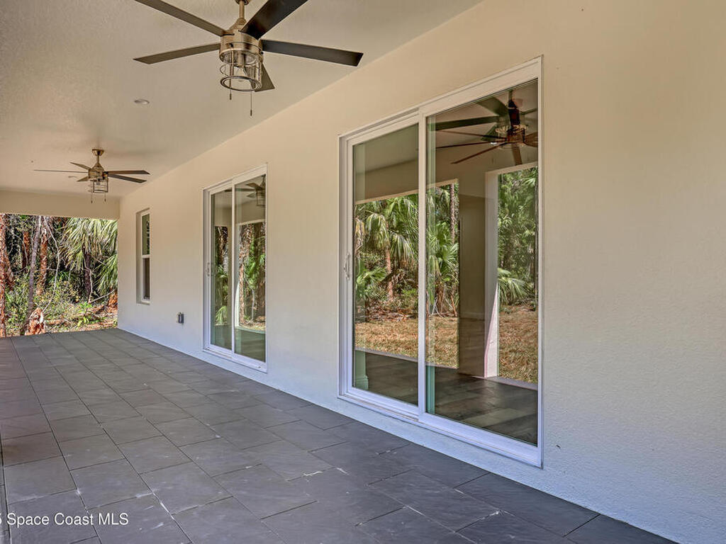 4065 Fawn Lake Boulevard, Mims, FL 32754