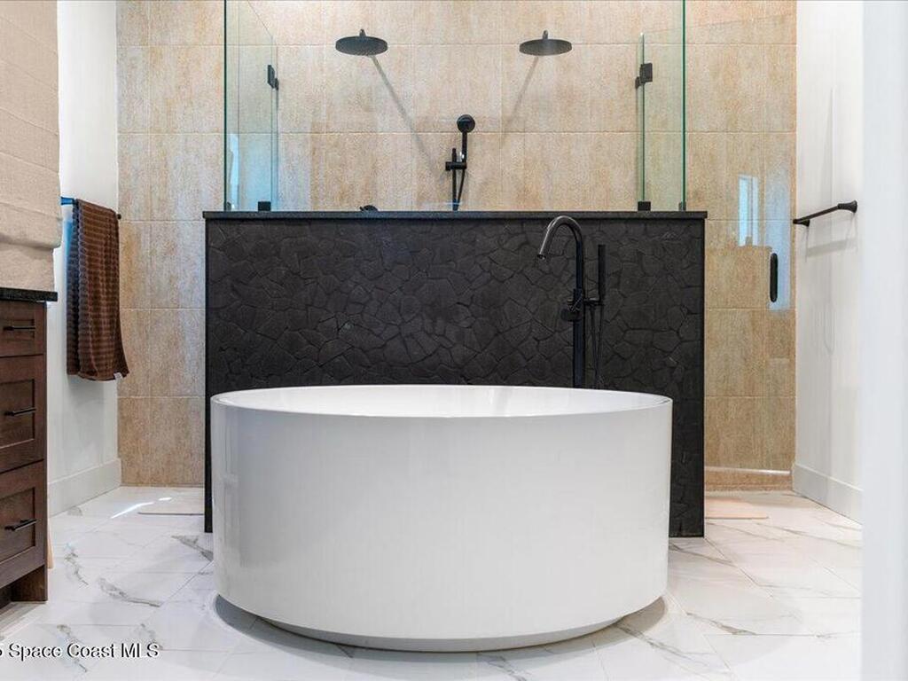 2765 N Highway A1a, Indialantic, FL 32903