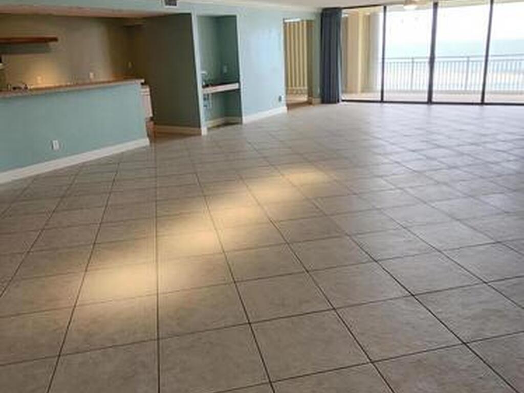 3223 S Atlantic Avenue, Cocoa Beach, FL 32931