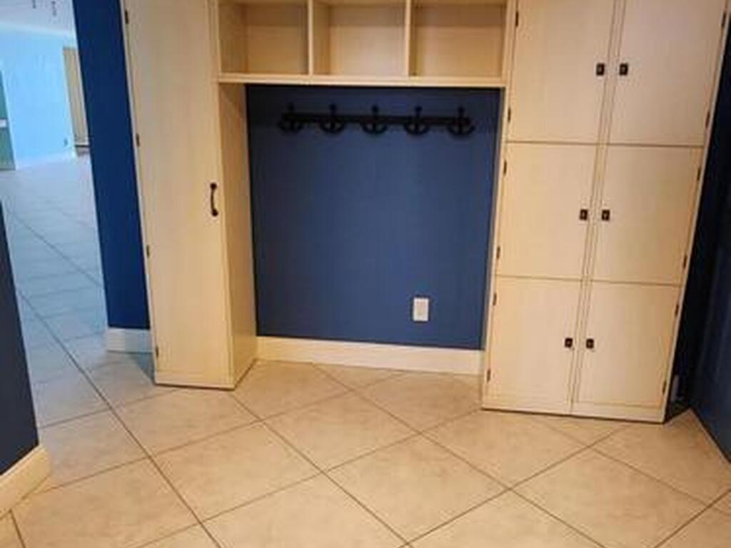 3223 S Atlantic Avenue, Cocoa Beach, FL 32931