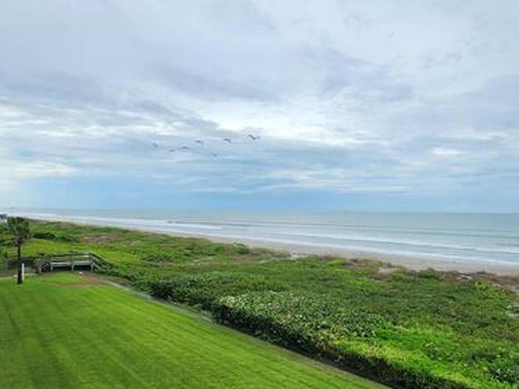 3223 S Atlantic Avenue, Cocoa Beach, FL 32931