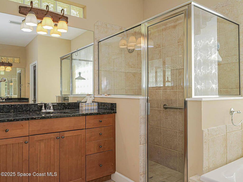 5837 Pine Ridge Circle, Vero Beach, FL 32967