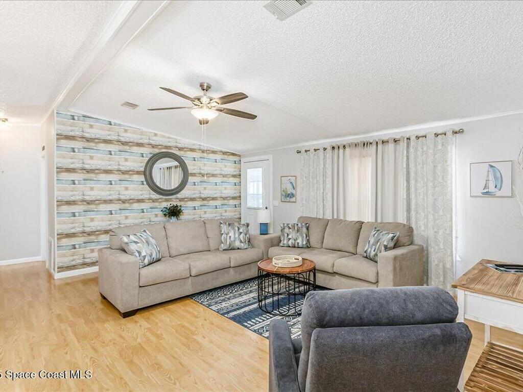 915 Hyacinth Circle, Barefoot Bay, FL 32976