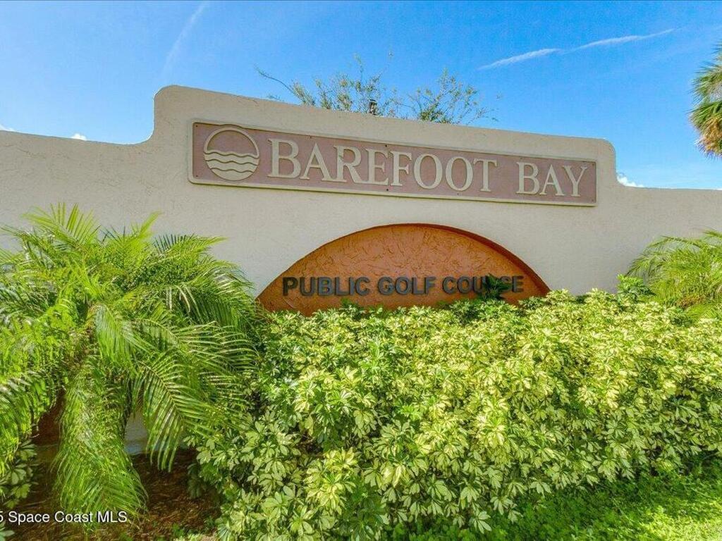 915 Hyacinth Circle, Barefoot Bay, FL 32976