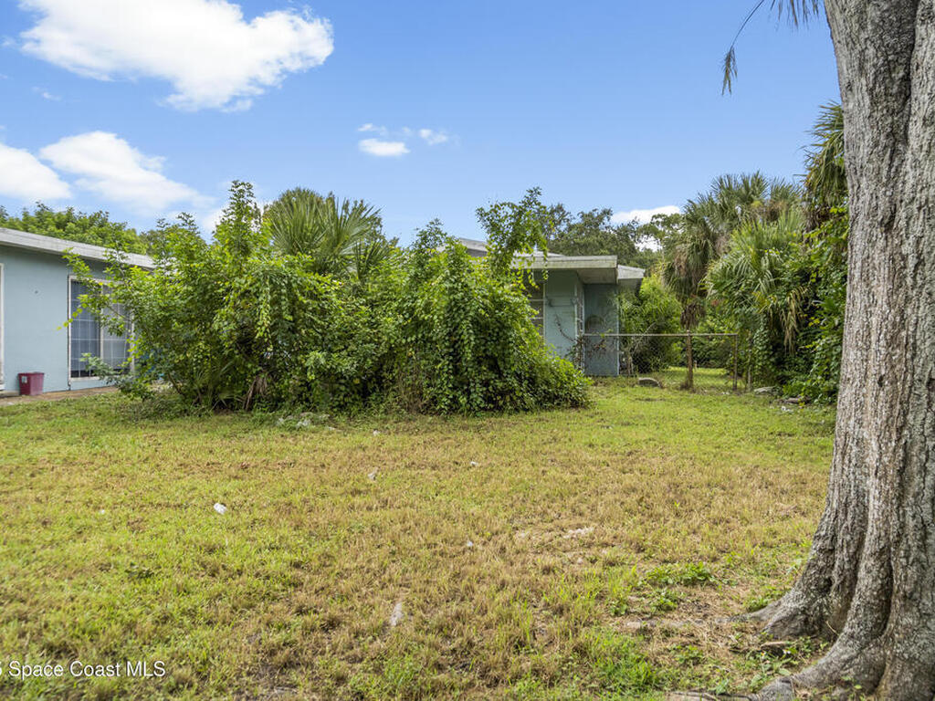 1655 41st Avenue, Vero Beach, FL 32960