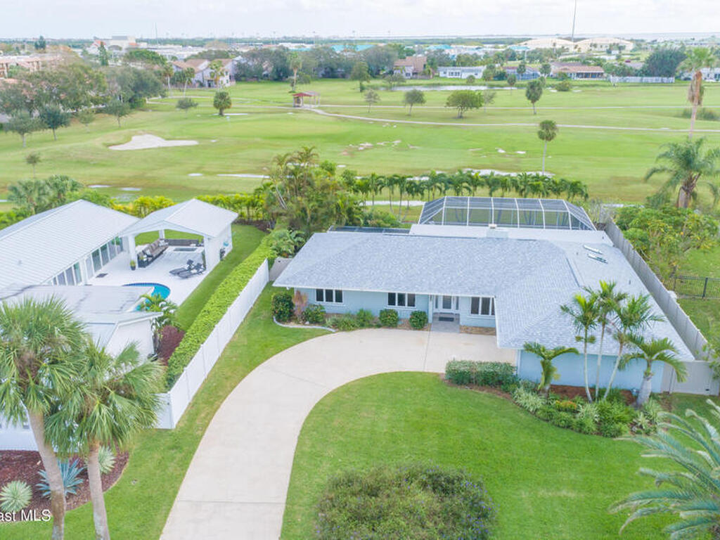 6 Country Club Road, Cocoa Beach, FL 32931