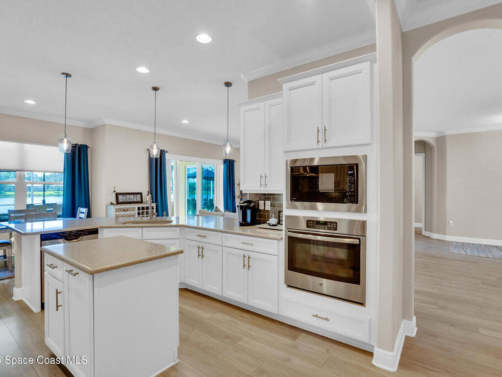 713 Yearling Trail, Sebastian, FL 32958