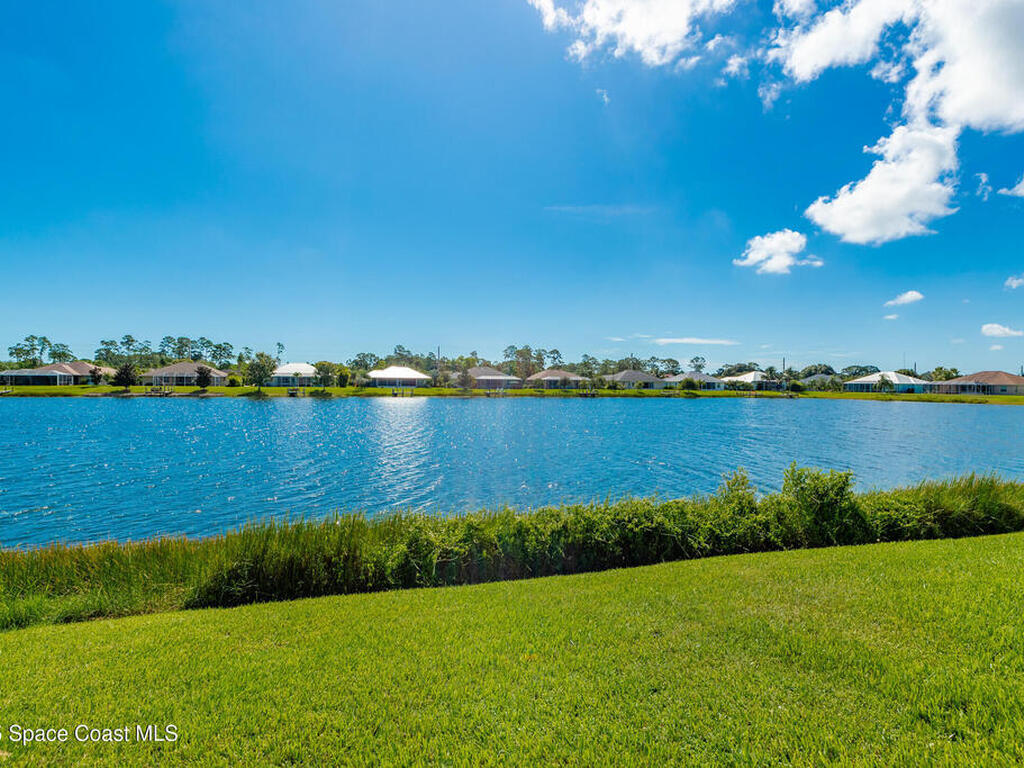 713 Yearling Trail, Sebastian, FL 32958